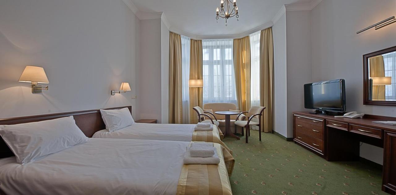 Hotel Masovia Гижицко Экстерьер фото